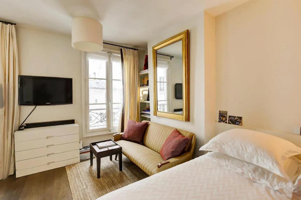 Bail Mobilite Luxe Saint Germain Des Pres *