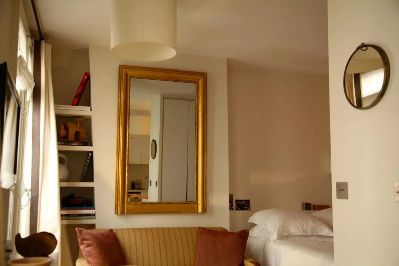 Bail Mobilite Luxe Saint Germain Des Pres Apartment